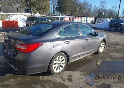 2015 Subaru Legacy 2.5I Premium z USA, uszkodzony, nr VIN 4S3BNAC60F3065857